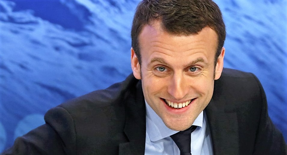 Risultati immagini per macron ride