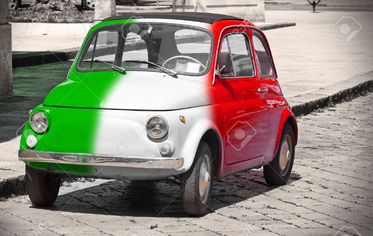 Italiani trascorrono in auto 5 anni e 7 mesi della loro vita