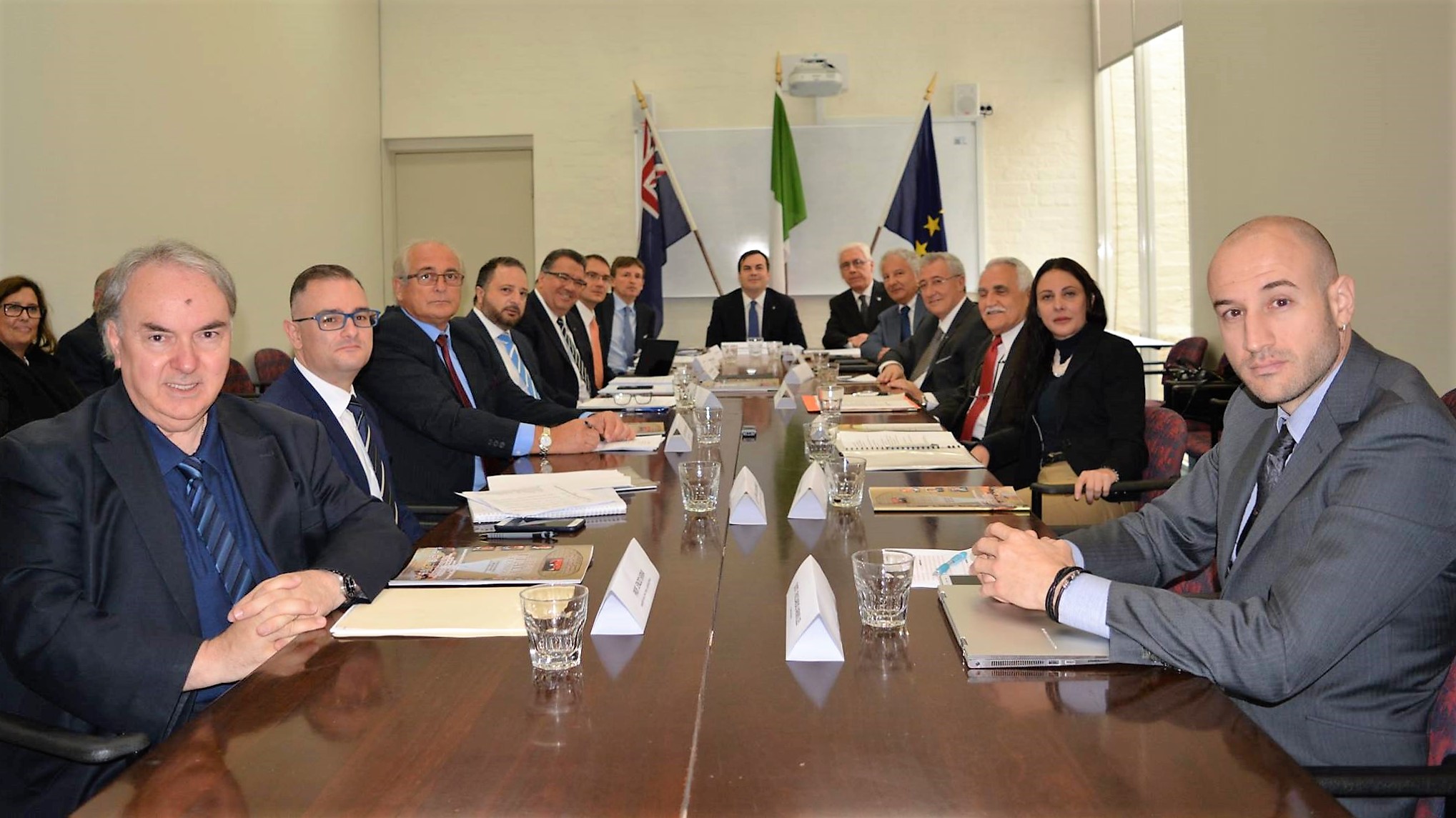 Amendola in Australia, impegno del governo su lingua italiana e rete consolare [FOTO]