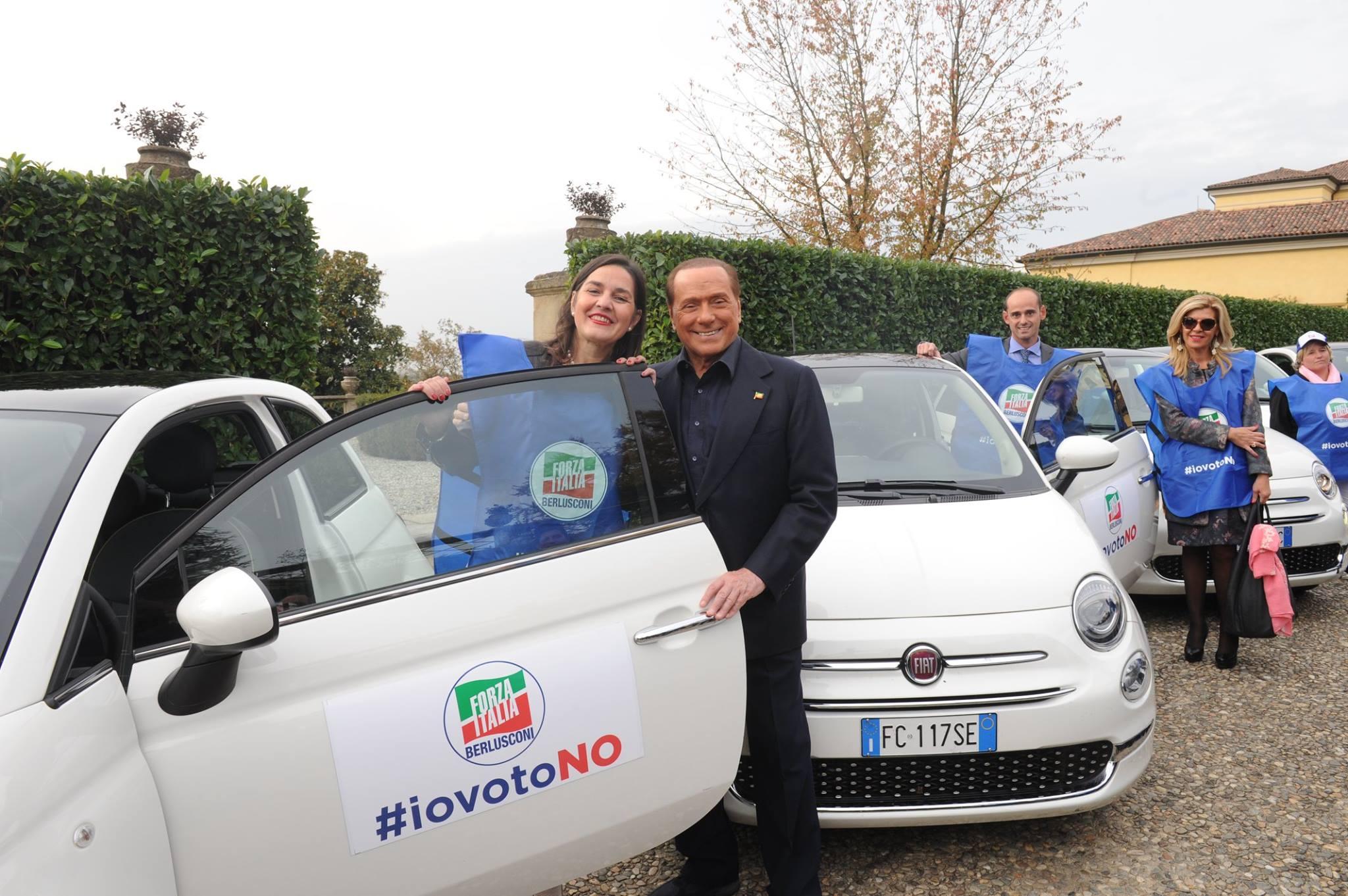 Berlusconi incontra volontari Missione Italia, #iovotoNO in 500