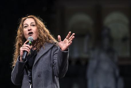 Taverna (M5S), “per far vincere il Sì strumentalizzano persino i malati”