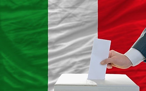Referendum, indecisi propensi per il Sì. Voti italiani all’estero decisivi
