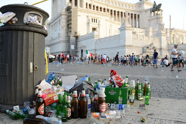 “Degrado a Roma, Virginia Raggi prenda provvedimenti immediati”