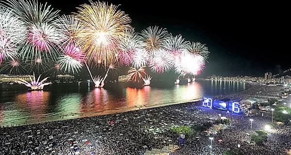 Brasile, la polizia: “Festa Capodanno pericolosa, cancelliamola”