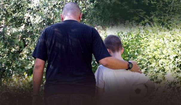 Pagava per sesso con minori, arrestato 57enne a Gallipoli