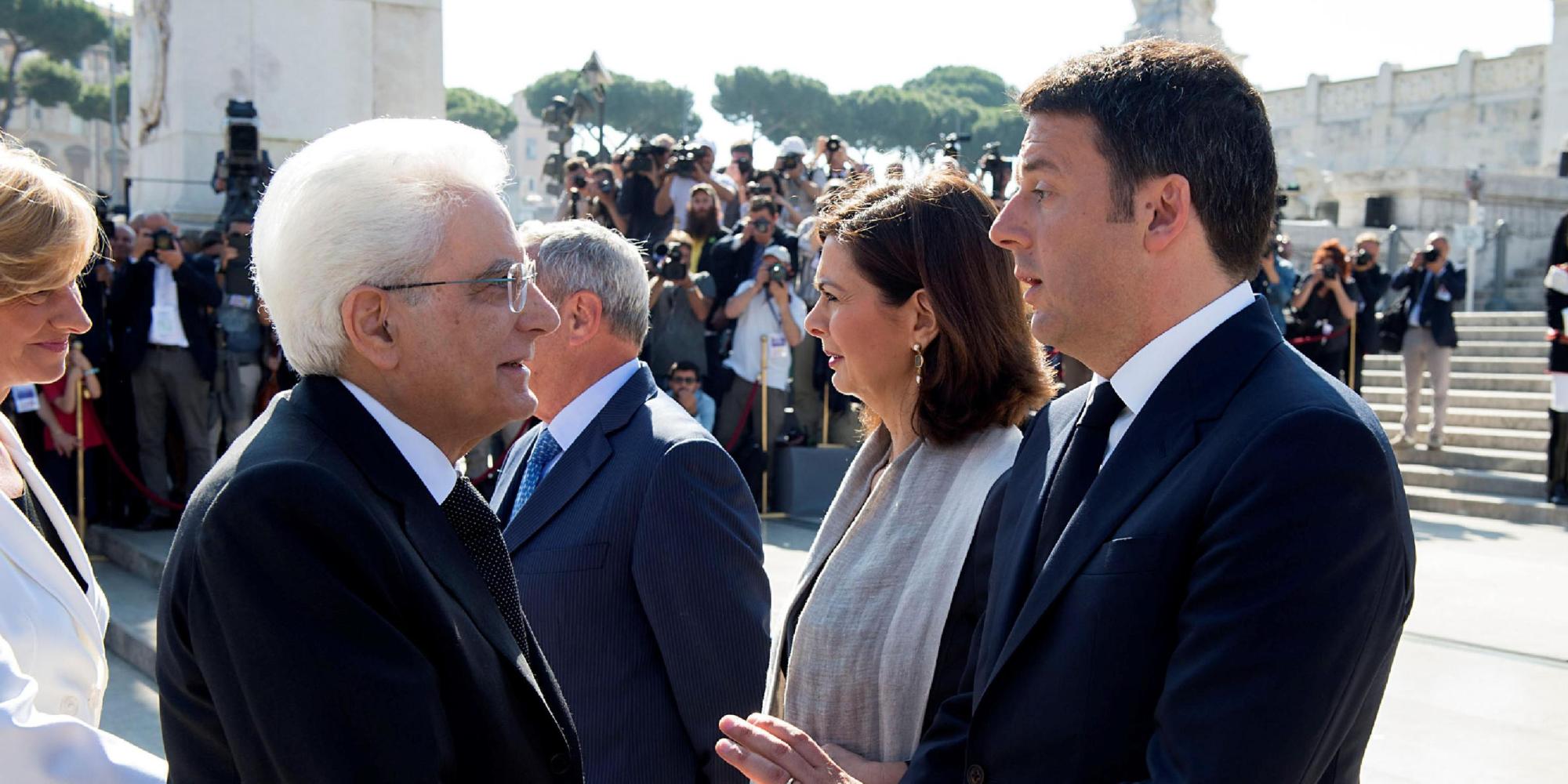 Mattarella, “niente voto senza legge elettorale”. Renzi, “governo unità Nazionale”