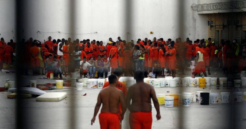 Sommossa in carcere brasiliano, almeno 50 morti