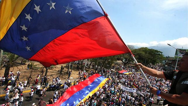 Venezuela, il MAIE: “Governo italiano aiuti i nostri connazionali”