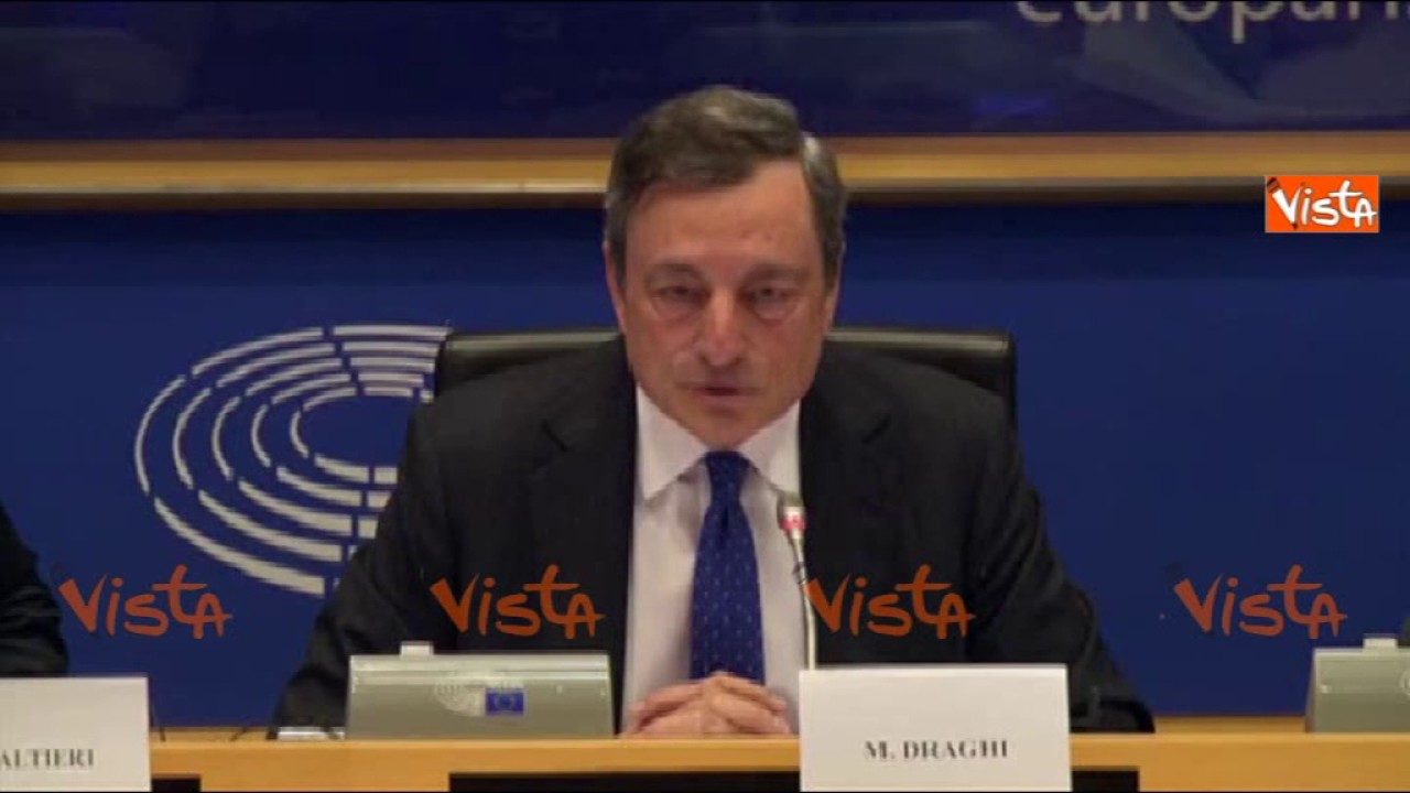 Ue, Draghi difende l’euro: indietro non si torna [VIDEO]