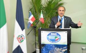 Ricardo Merlo interviene al primo Congresso MAIE Nord e Centro America - Santo Domingo, ottobre 2016