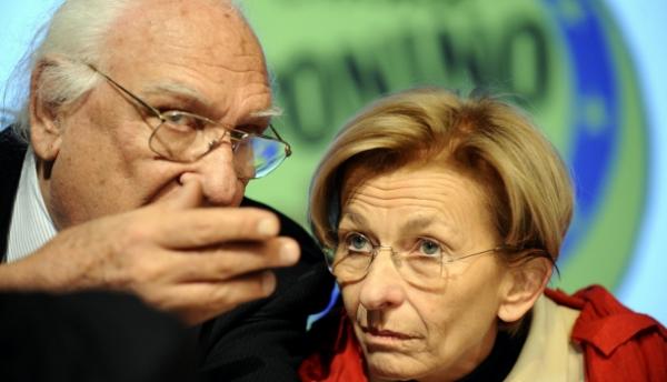 Esplosione Partito Radicale, sfrattati gli “Italiani” di Emma Bonino