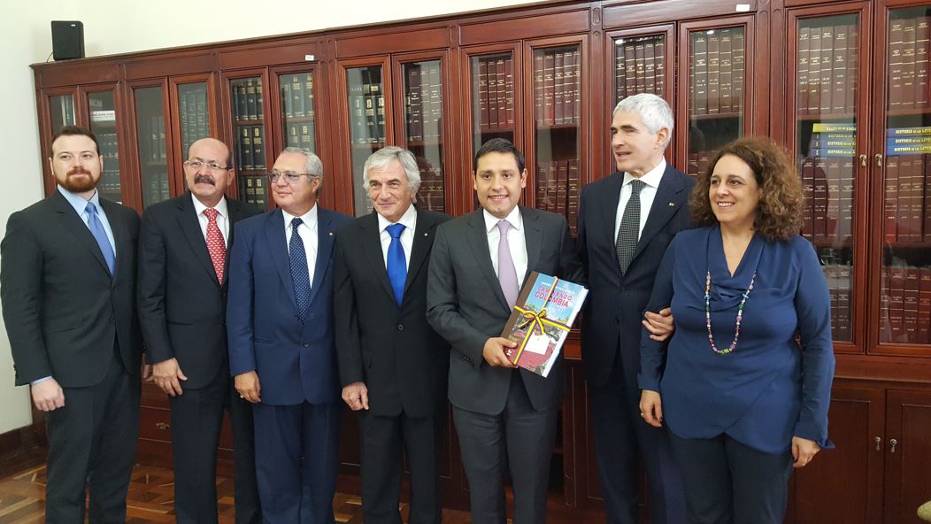 Claudio Zin (MAIE) in missione a Bogotà, testimone dell’accordo di pace della Colombia con le FARC