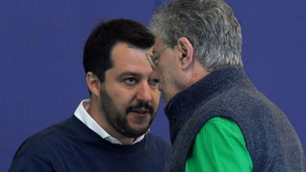 Bossi a Salvini, “uscire dall’euro è dannoso”