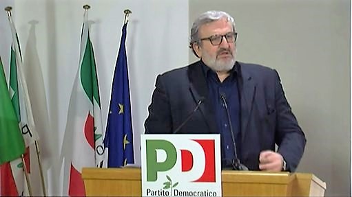 Emiliano (Pd): “Se a Pasqua mangerò l’agnello? Berlusconi è un genio”