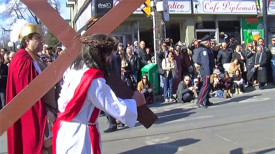 Italiani nel mondo, a Toronto la processione di Pasqua