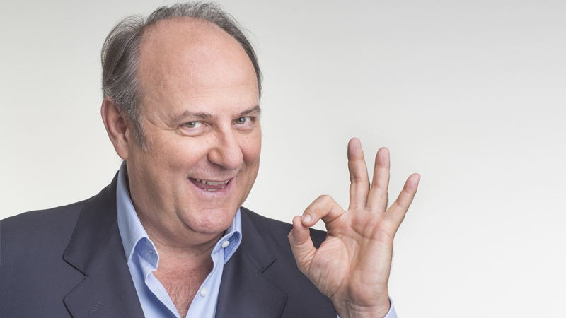 Gerry Scotti: “Basta fake news sulla mia morte, una volta ci ha creduto anche mio figlio!”
