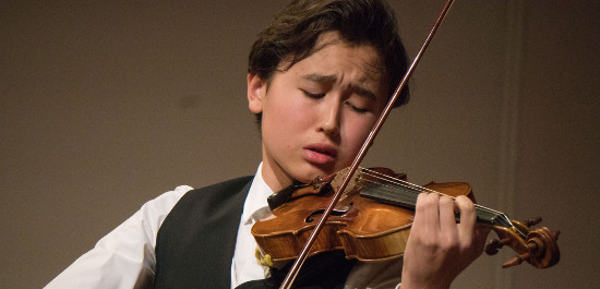 Daniel Lozakovich chiude Festival di Primavera “I giovani talenti del violino”