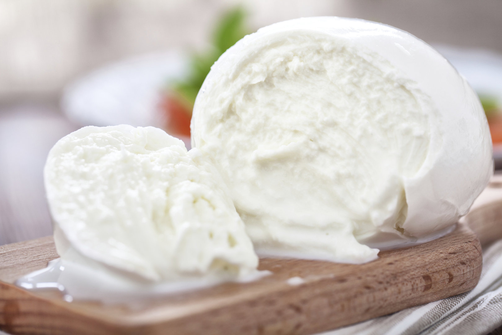 In Cina la mozzarella di bufala campana unico prodotto Dop tutelato