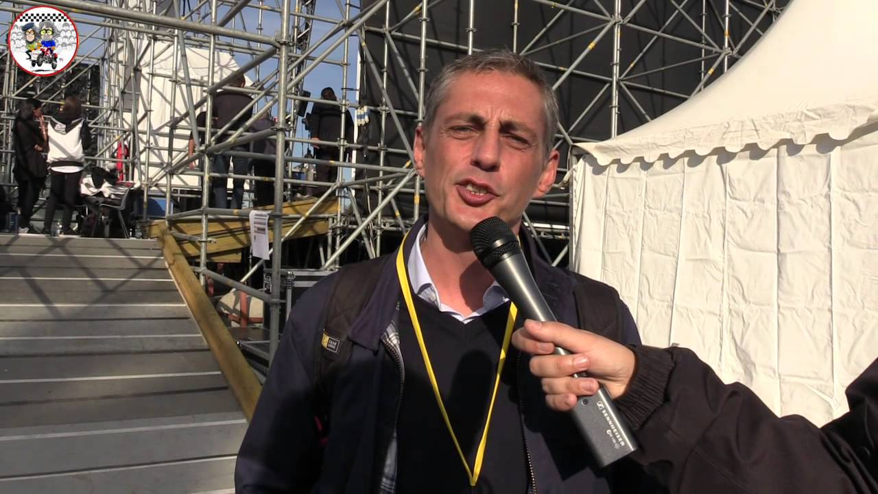 Torino, Airola (M5S): “Sbagliato fare quell’evento in una piazza chiusa”