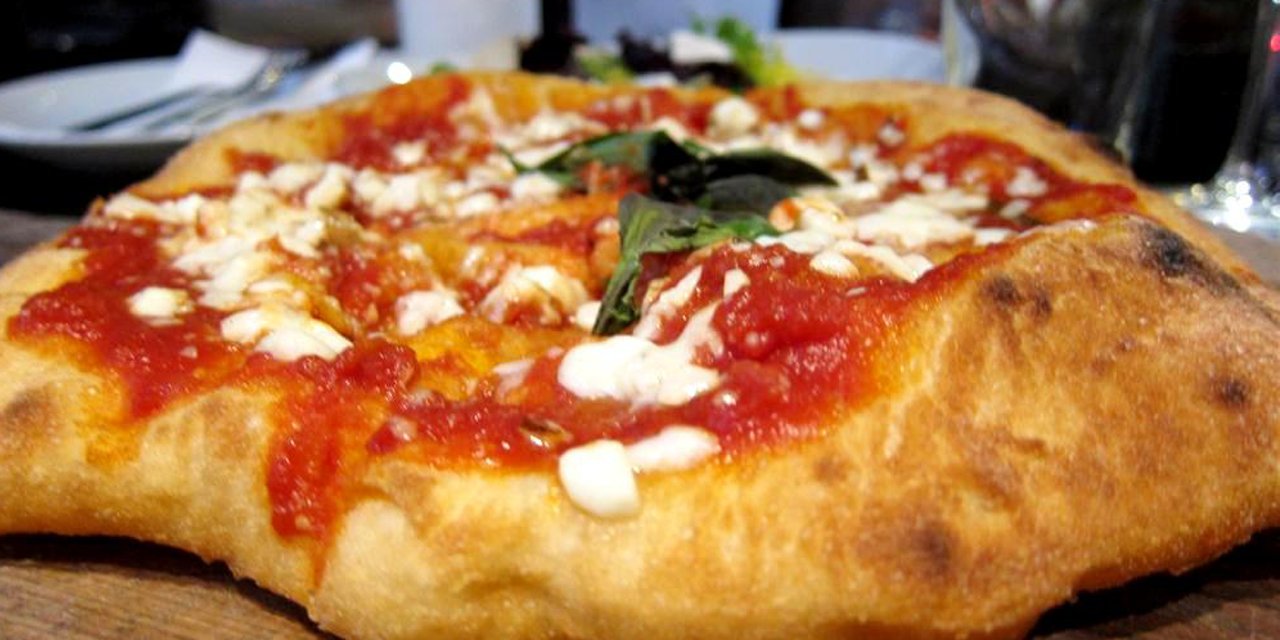 Napoli Pizza Village, la pizza fritta è la protagonista di questa edizione
