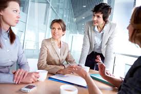Istat, le donne italiane sul lavoro “sottostimate e sottopagate”