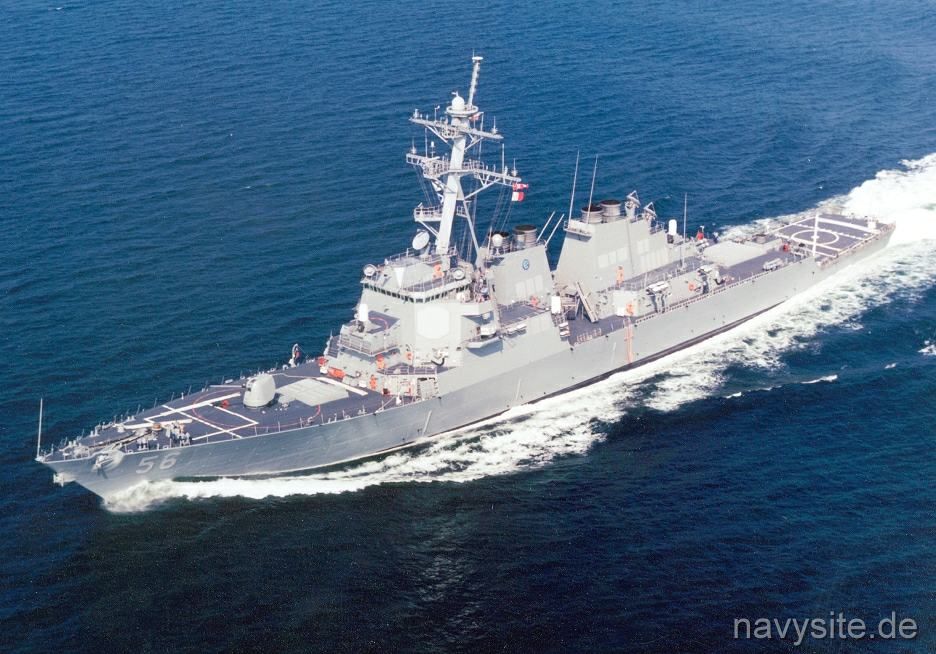 Scontro tra nave militare Usa e nave cisterna, dispersi 10 marinai