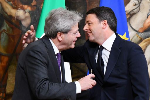 Repubblica, “scontro tra Renzi e Gentiloni”. La smentita Pd