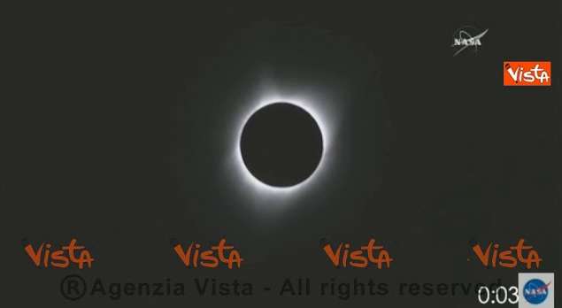 Eclissi totale di sole vista dai telescopi della Nasa, VIDEO imperdibile!
