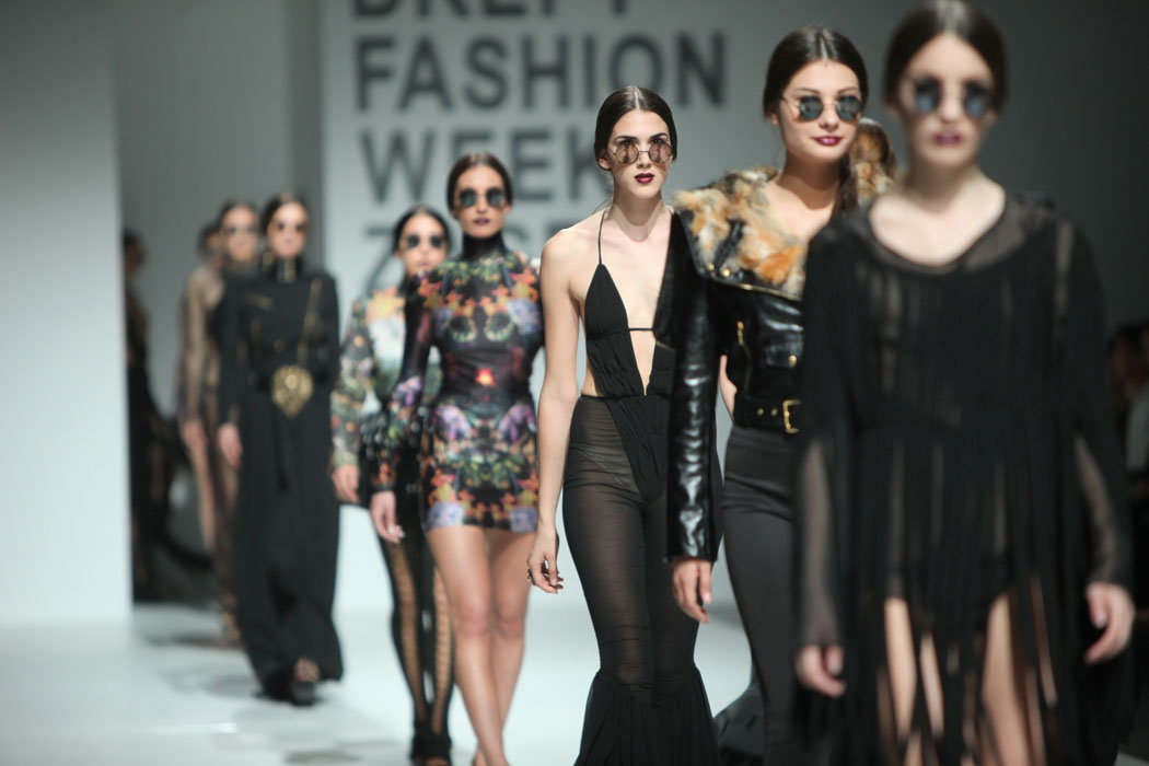 Settimana della Moda a San Paolo, dai jeans ai bikini