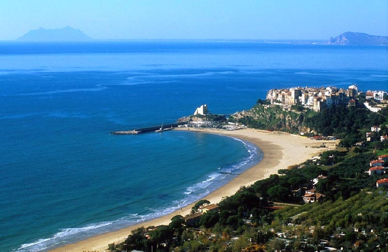 “Il mare del Lazio tra i più inquinati d’Italia: altro regalo di Zingaretti ai cittadini”