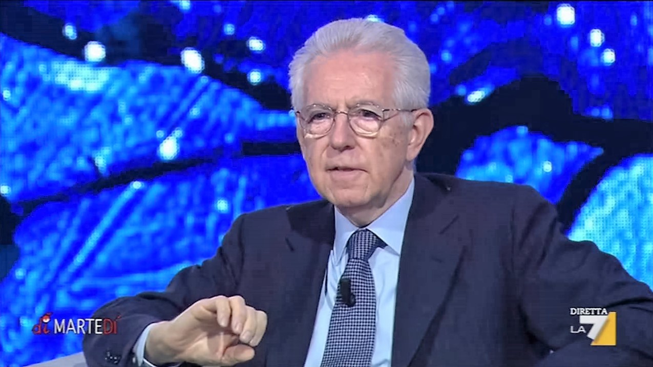 “Berlusconi più bravo di Renzi, trasmette più sicurezza”: parla Mario Monti