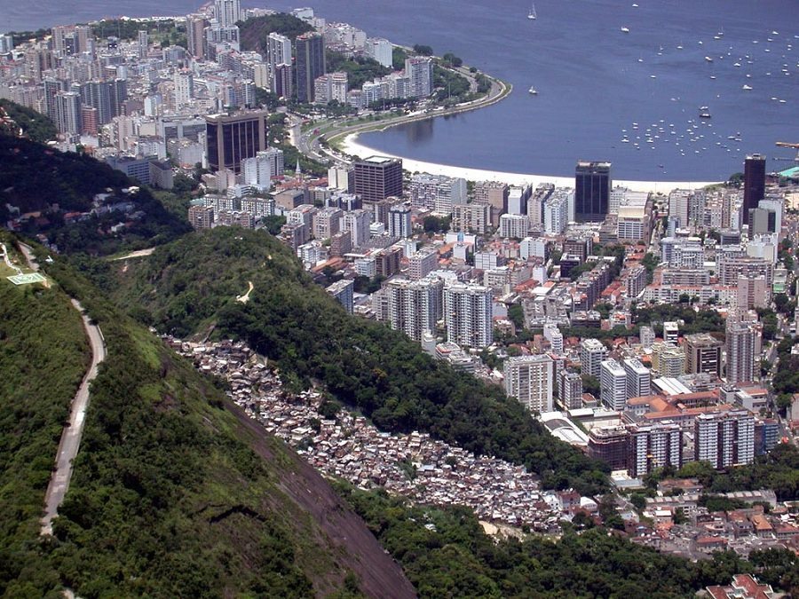 Rio de Janeiro, “morte celebrale” per bimbo di 8 anni colpito da pallottola alla testa