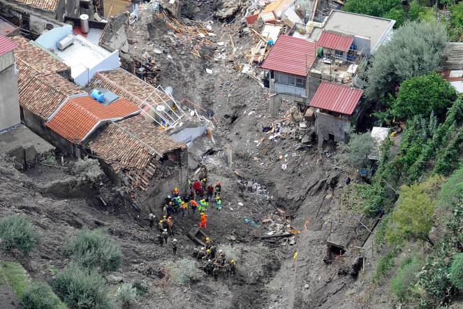 Terremoto, uragani, alluvioni: “Sta arrivando la fine di questo mondo”