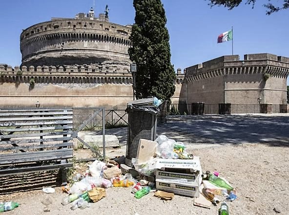 Roma, aree verdi e parchi nel degrado. Santori (Fdi), “amministrazione intervenga”