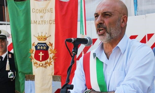 Sergio Pirozzi, sindaco di Amatrice: “Mi candido alla presidenza della Regione Lazio”. Le reazioni politiche