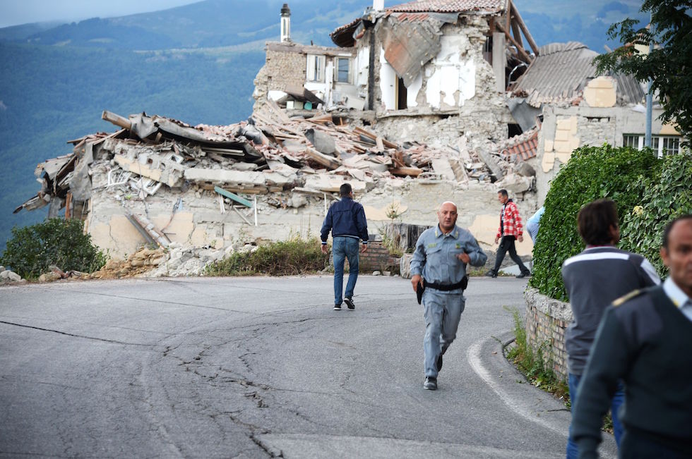 “La popolazione di Amatrice è stremata, rischio suicidi. Lo Stato intervenga”
