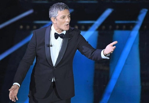 Fiorello scalda la prima serata del Festival di Sanremo, è uno show