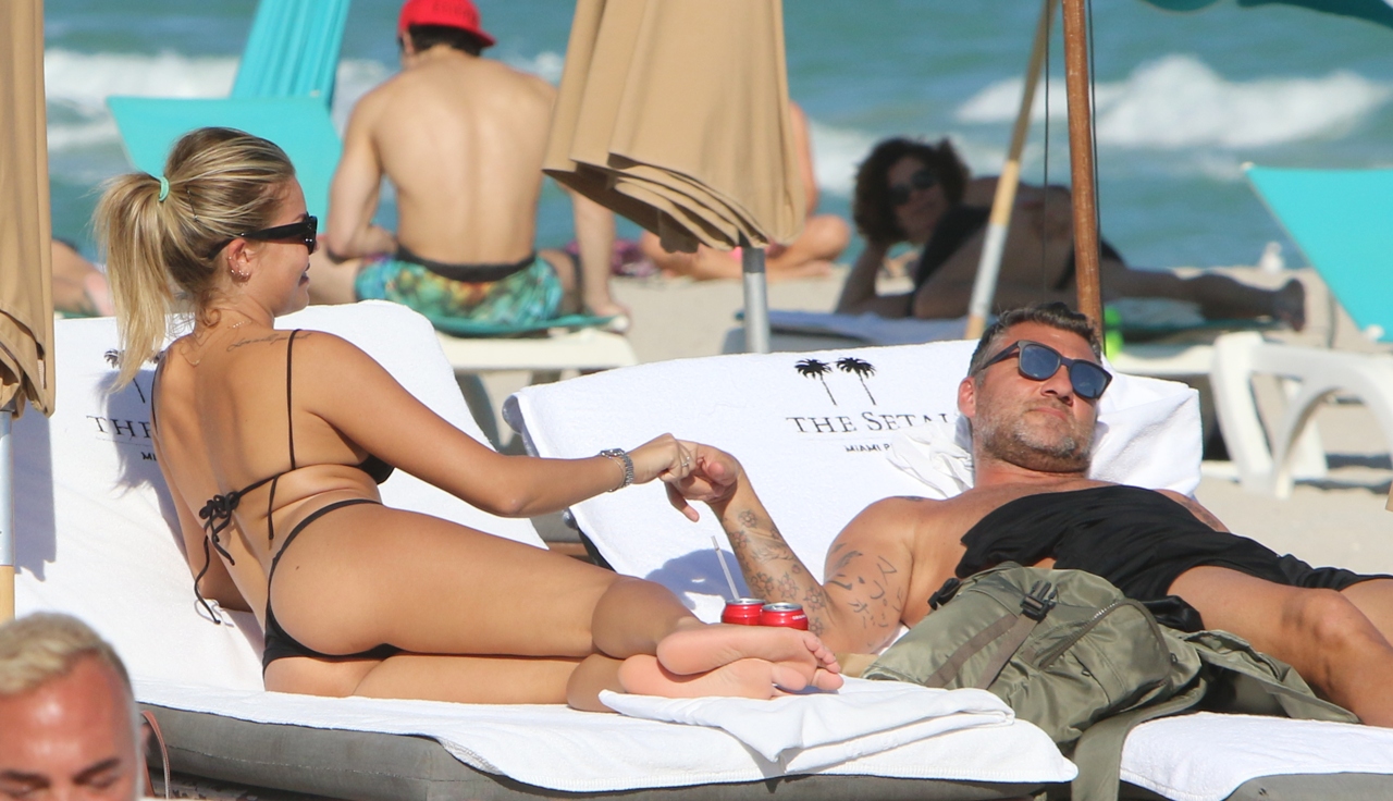 Bianca Balti ancora single, Vieri e Caracciolo alle Bahamas