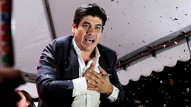 Costa Rica, Carlo Alvarado eletto presidente: è il più giovane degli ultimi 124 anni
