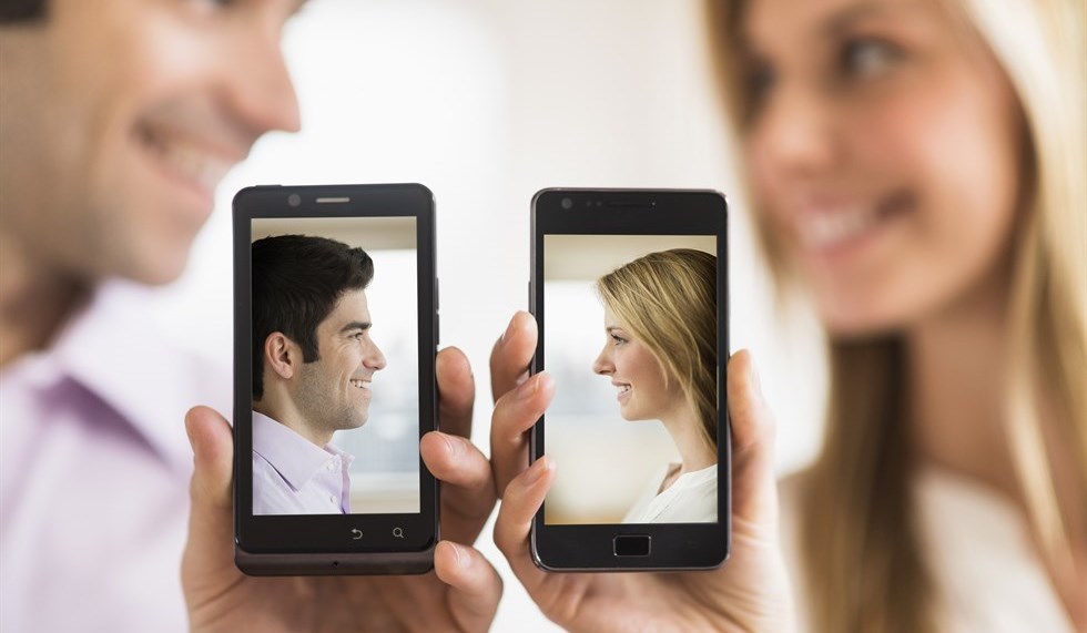 Sesso (ma non solo), 8 single su 10 cercano l’amore online
