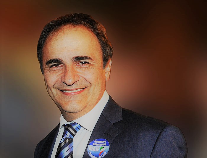 Ricardo Merlo (MAIE) a ItaliaChiamaItalia, “governo politico forte o si torni subito al voto”