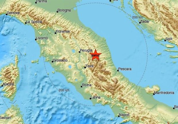 Terremoto, scosse dal Centro Italia alla Calabria: l’Italia trema ancora