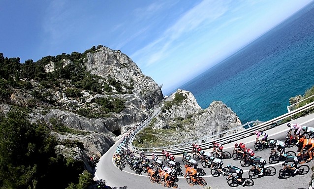Cronache offensive al Giro d’Italia, l’USEI difende la Calabria