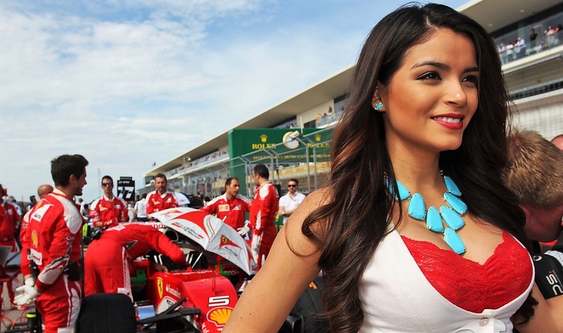 F1, GP Monaco: tornano le grid girls | Vettel e Ferrari sperano di ritrovare la rotta