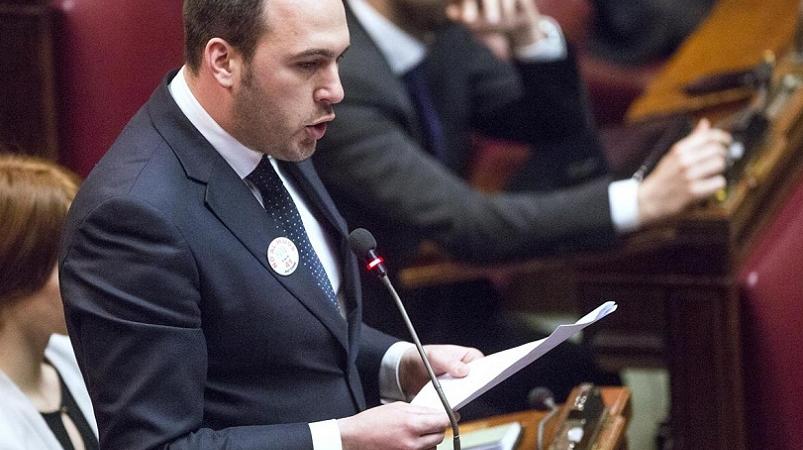 Governo, Manlio Di Stefano (M5S): “Programma work in progress, premier sarà politico”