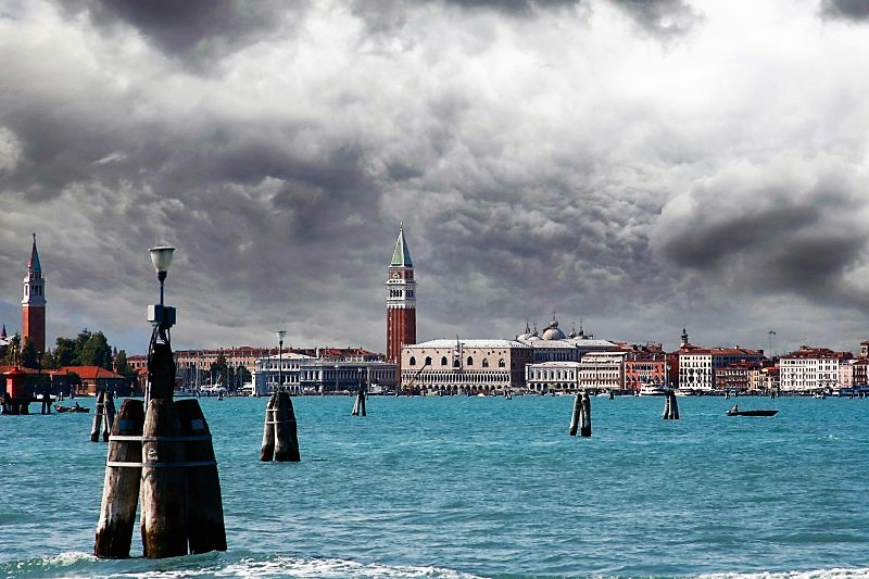 Meteo, settimana di temporali a Roma Firenze Napoli Venezia Trieste