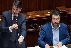 Giuseppe Conte sui media resta all’ombra di Matteo Salvini