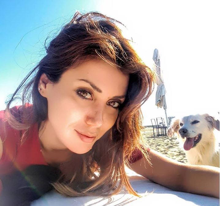 Daniela Martani critica Salvini perché “è un noto mangiatore di carne”