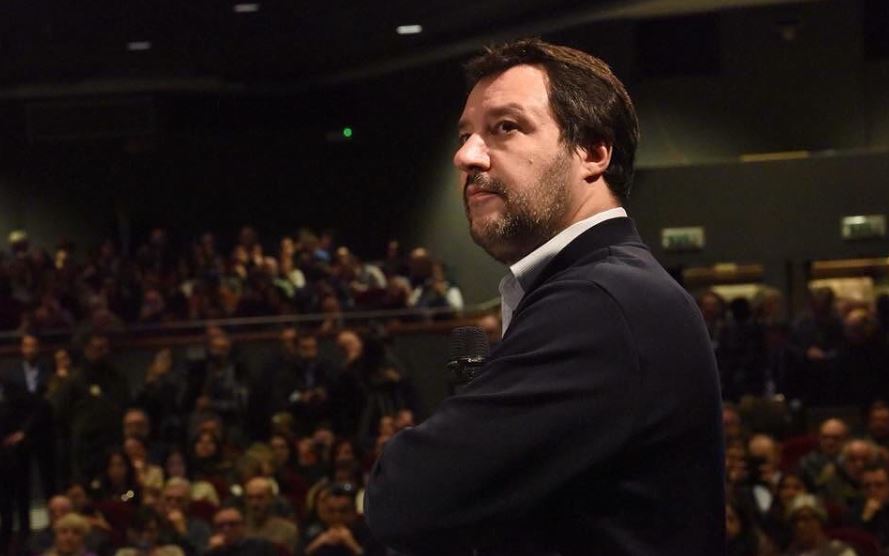 La nave Aquarius, carica di immigrati, andrà in Spagna. Salvini, “primo segnale di cambiamento” [VIDEO]