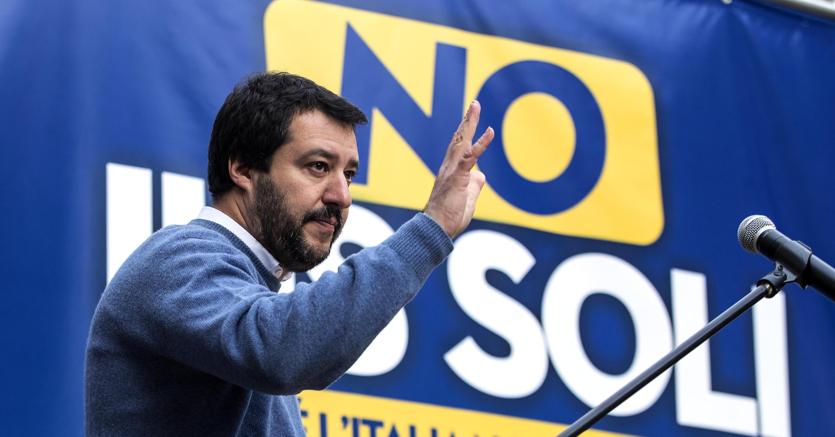 Immigrati, “tunisini delinquenti”: scontro diplomatico con la Tunisia dopo le parole di Salvini [VIDEO]